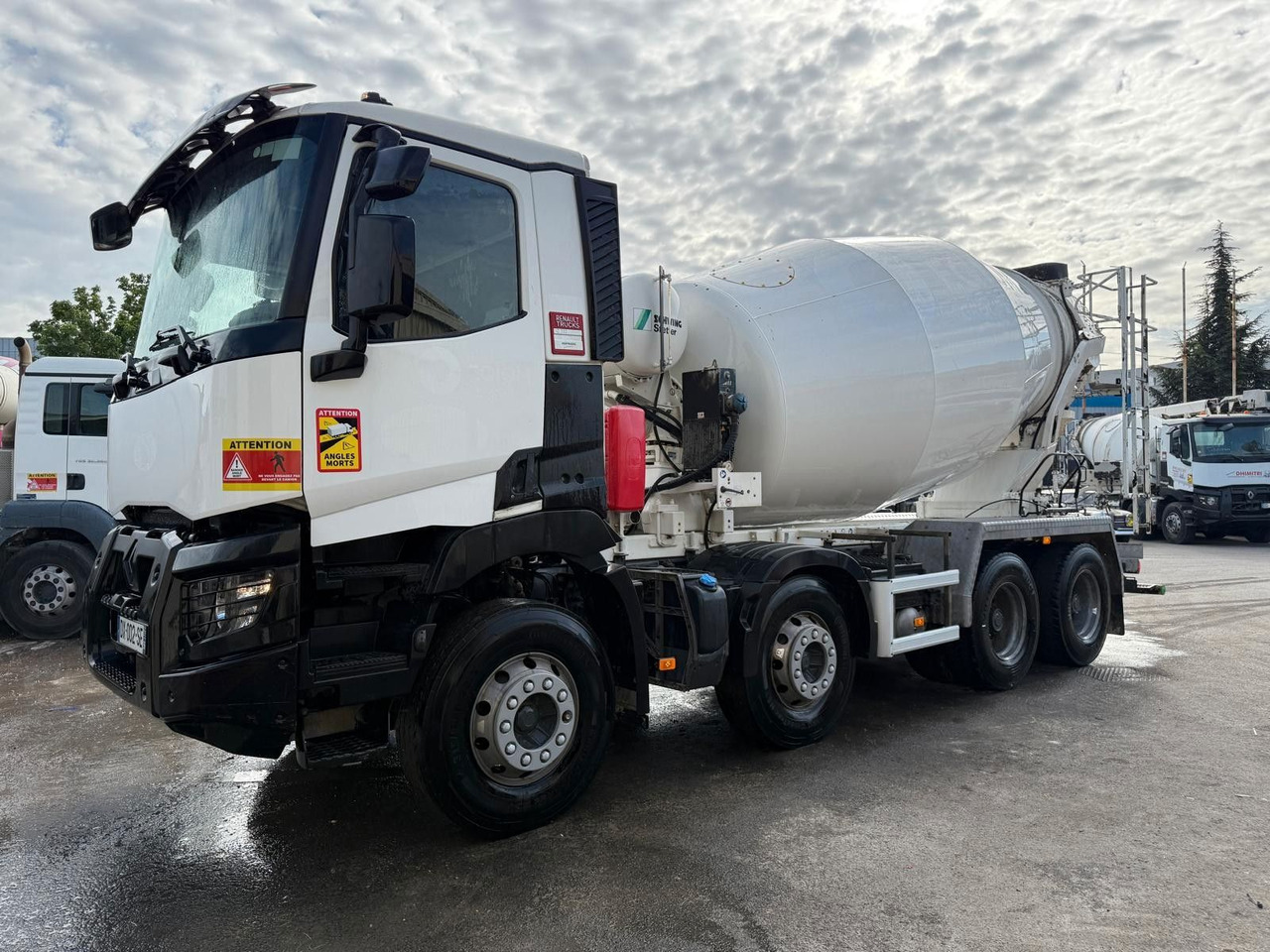 Renault C380 - Betonmixer: afbeelding 1 Renault C380 - Betonmixer: afbeelding 1