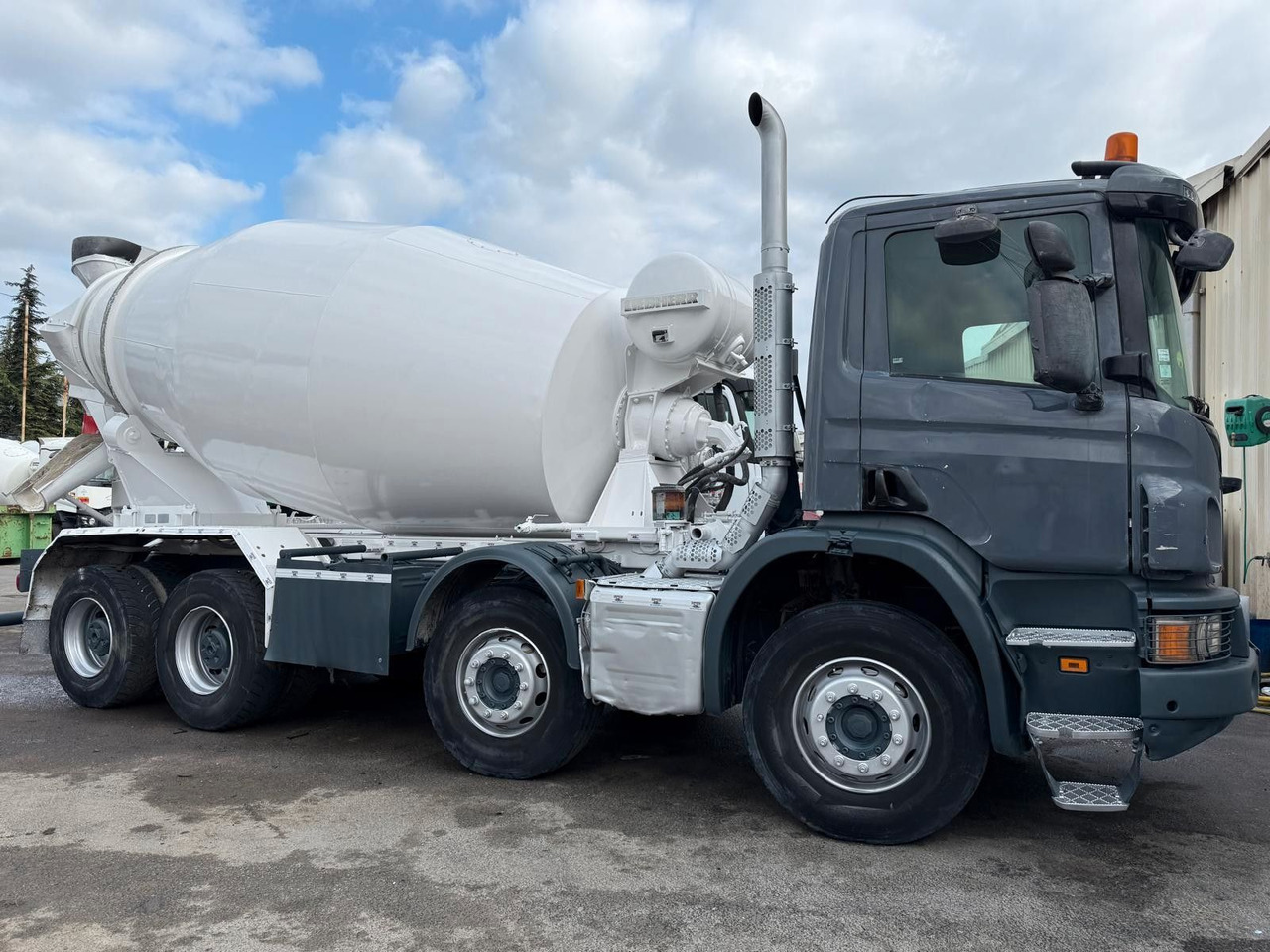 Scania P410 - Betonmixer: afbeelding 2 Scania P410 - Betonmixer: afbeelding 2