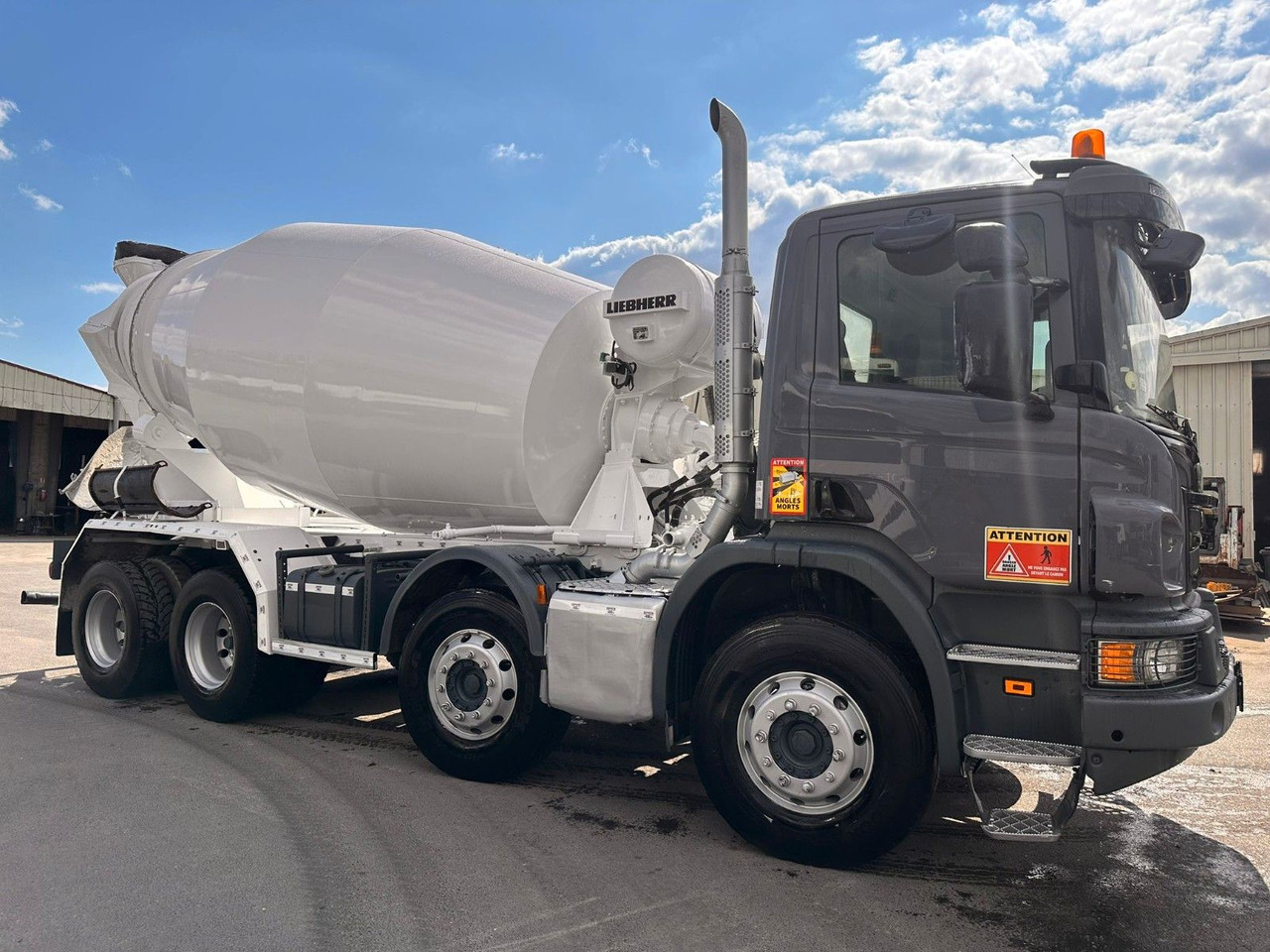Scania P410 - Betonmixer: afbeelding 2 Scania P410 - Betonmixer: afbeelding 2