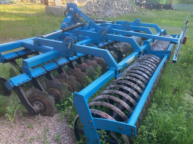 Agroland Kurzscheibenegge Heavy 4,50m - Schijveneg: afbeelding 1 Agroland Kurzscheibenegge Heavy 4,50m - Schijveneg: afbeelding 1