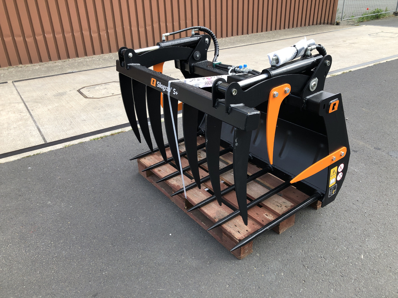 Alö Silograb S 130 BOH M16 S7L - Voorlader voor tractor: afbeelding 1 Alö Silograb S 130 BOH M16 S7L - Voorlader voor tractor: afbeelding 1