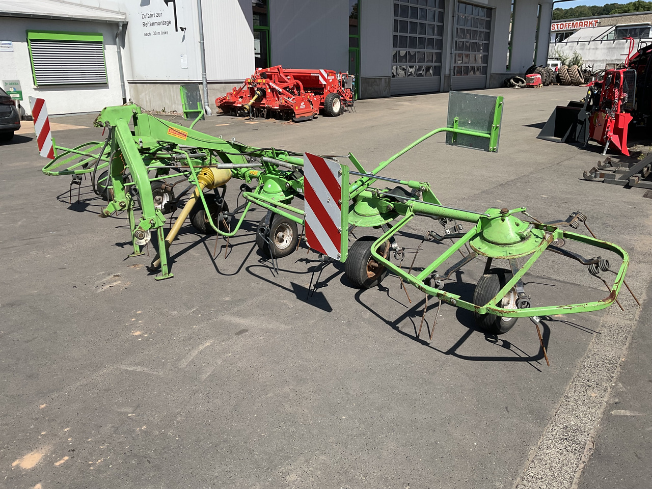 Deutz-Fahr Heuwender KH 2.64 - Hooischudder: afbeelding 3 Deutz-Fahr Heuwender KH 2.64 - Hooischudder: afbeelding 3