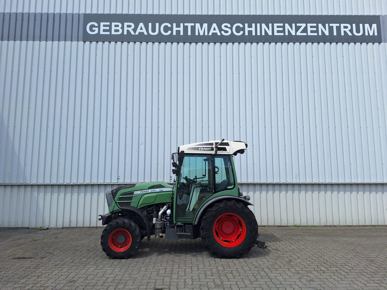 Fendt 209 VF Vario - Tractor: afbeelding 1 Fendt 209 VF Vario - Tractor: afbeelding 1
