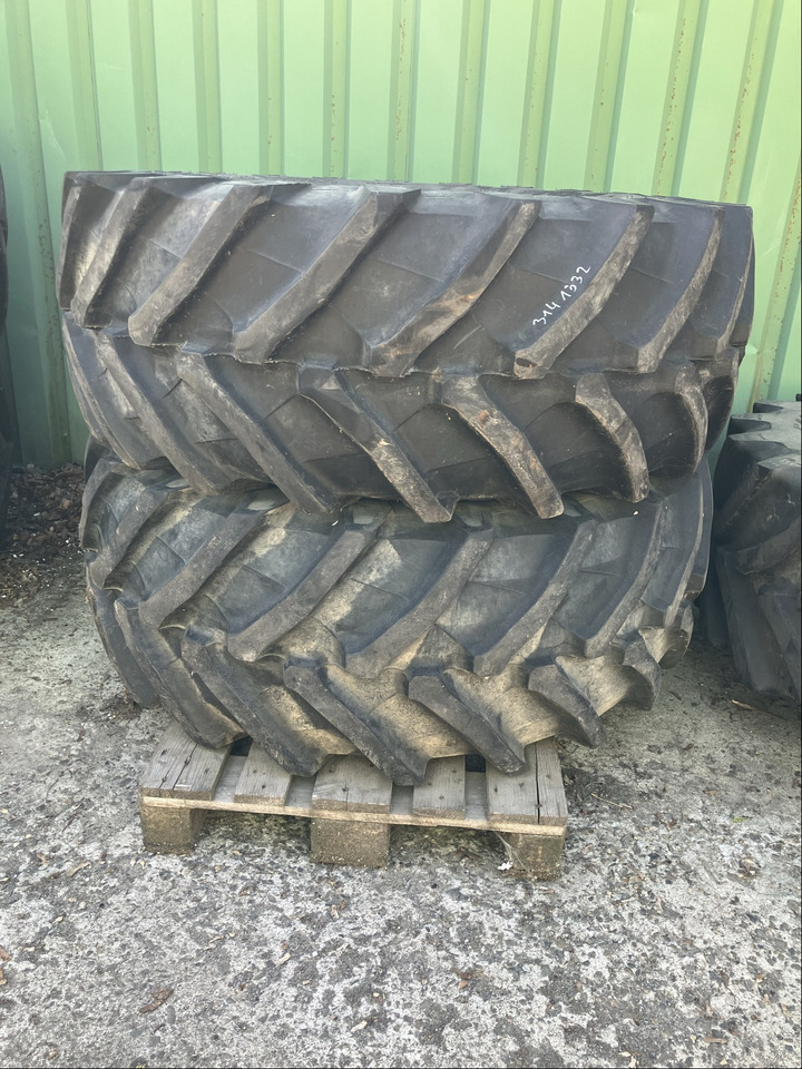 Fendt 2x Komplettrad 540/65R30 TB - Banden en velgen: afbeelding 1 Fendt 2x Komplettrad 540/65R30 TB - Banden en velgen: afbeelding 1