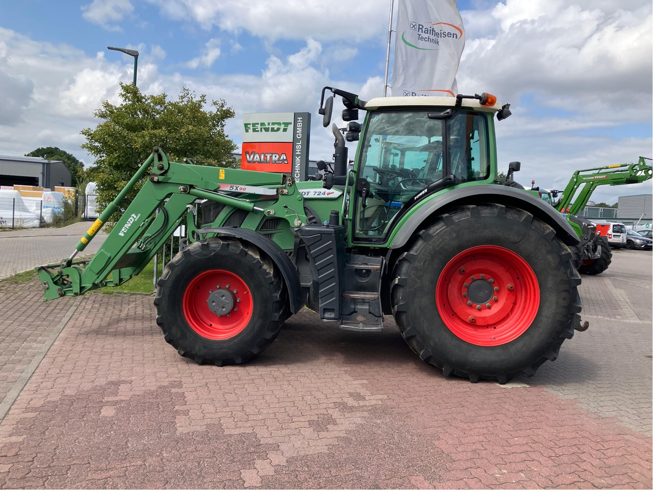 Fendt 724 Vario S4 Power - Tractor: afbeelding 2 Fendt 724 Vario S4 Power - Tractor: afbeelding 2