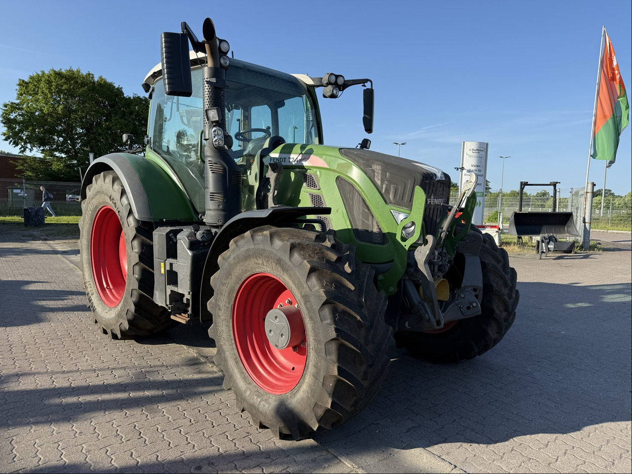 Tractor Fendt 724 Vario S4 ProfiPlus: afbeelding 11