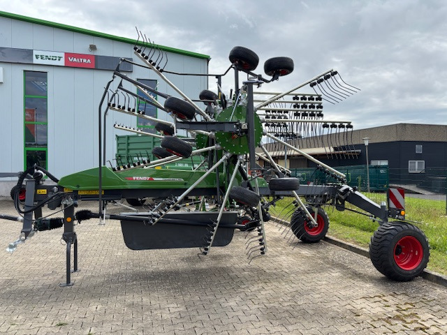 Fendt Former 860 C PRO - Hooischudder: afbeelding 1 Fendt Former 860 C PRO - Hooischudder: afbeelding 1