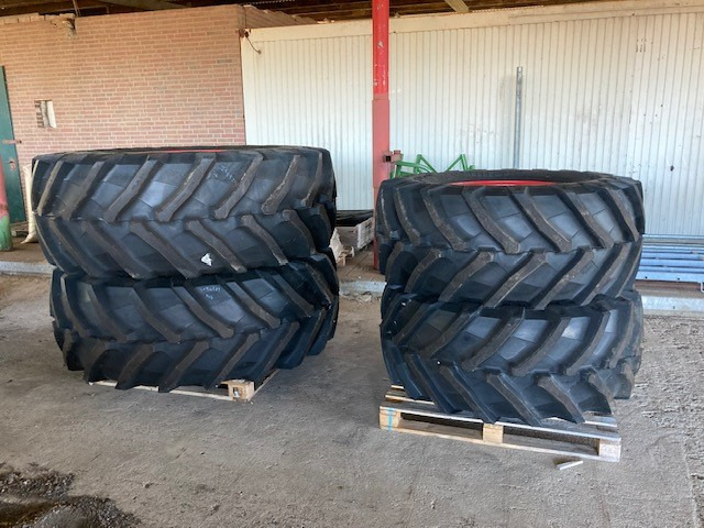 Fendt Trelleborg 650/75R38 600/65R - Band: afbeelding 1 Fendt Trelleborg 650/75R38 600/65R - Band: afbeelding 1