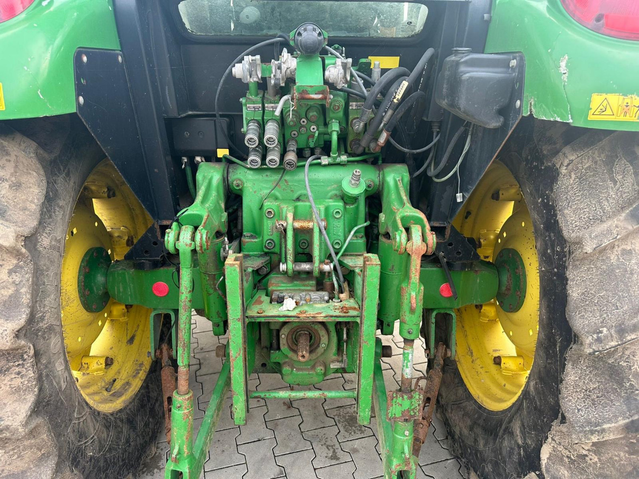 John Deere 5100 R - Tractor: afbeelding 4 John Deere 5100 R - Tractor: afbeelding 4