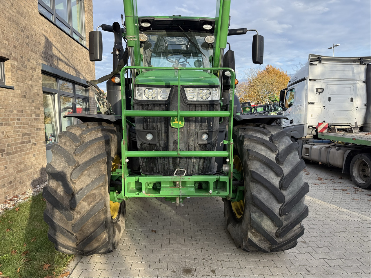 John Deere 7310R AutoPower - Tractor: afbeelding 5 John Deere 7310R AutoPower - Tractor: afbeelding 5