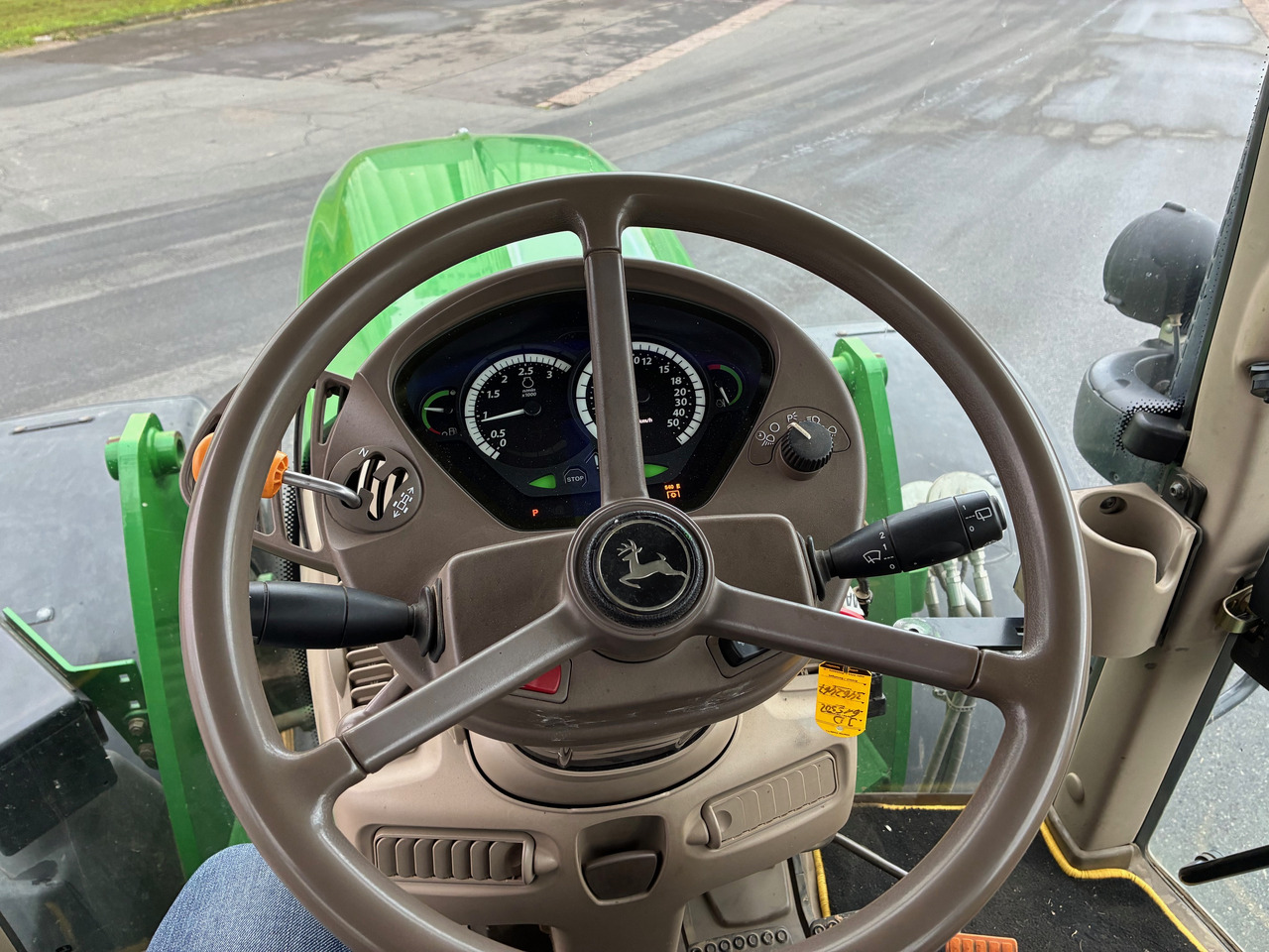 John Deere 7430 - Tractor: afbeelding 2 John Deere 7430 - Tractor: afbeelding 2
