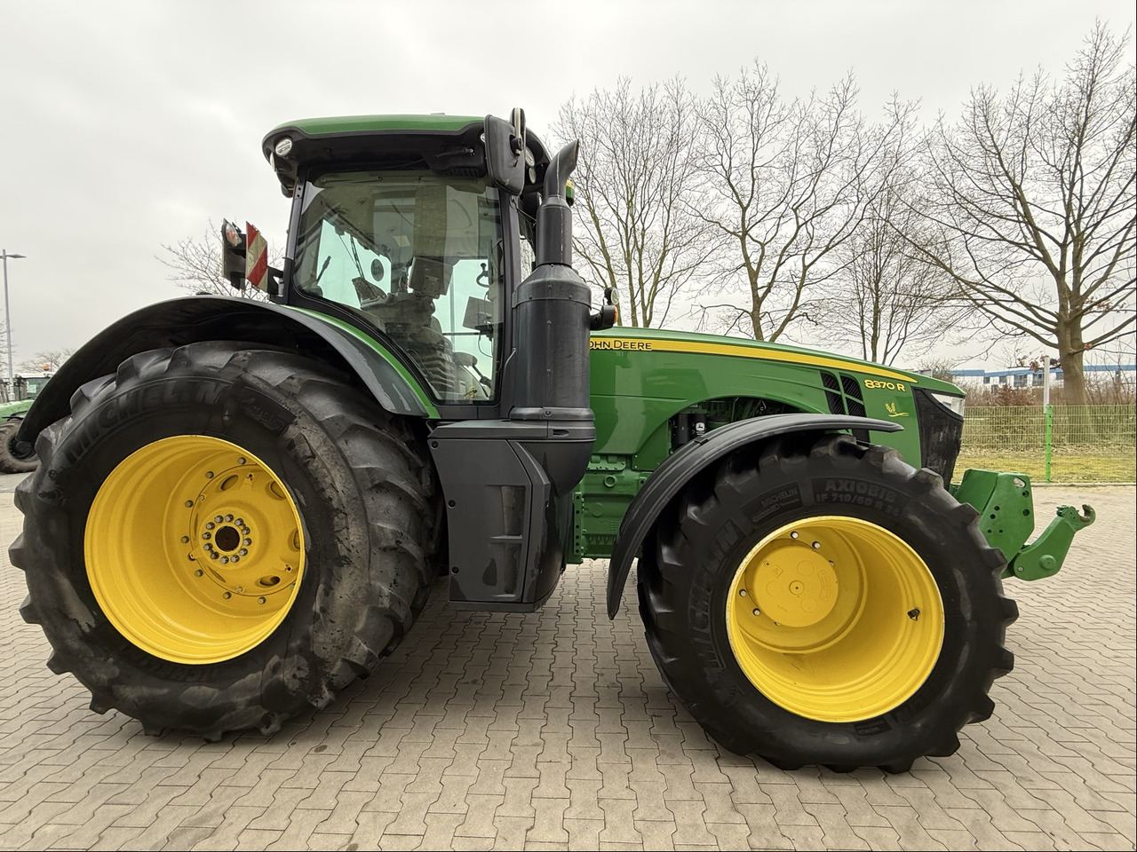John Deere 8370 R - Tractor: afbeelding 5 John Deere 8370 R - Tractor: afbeelding 5