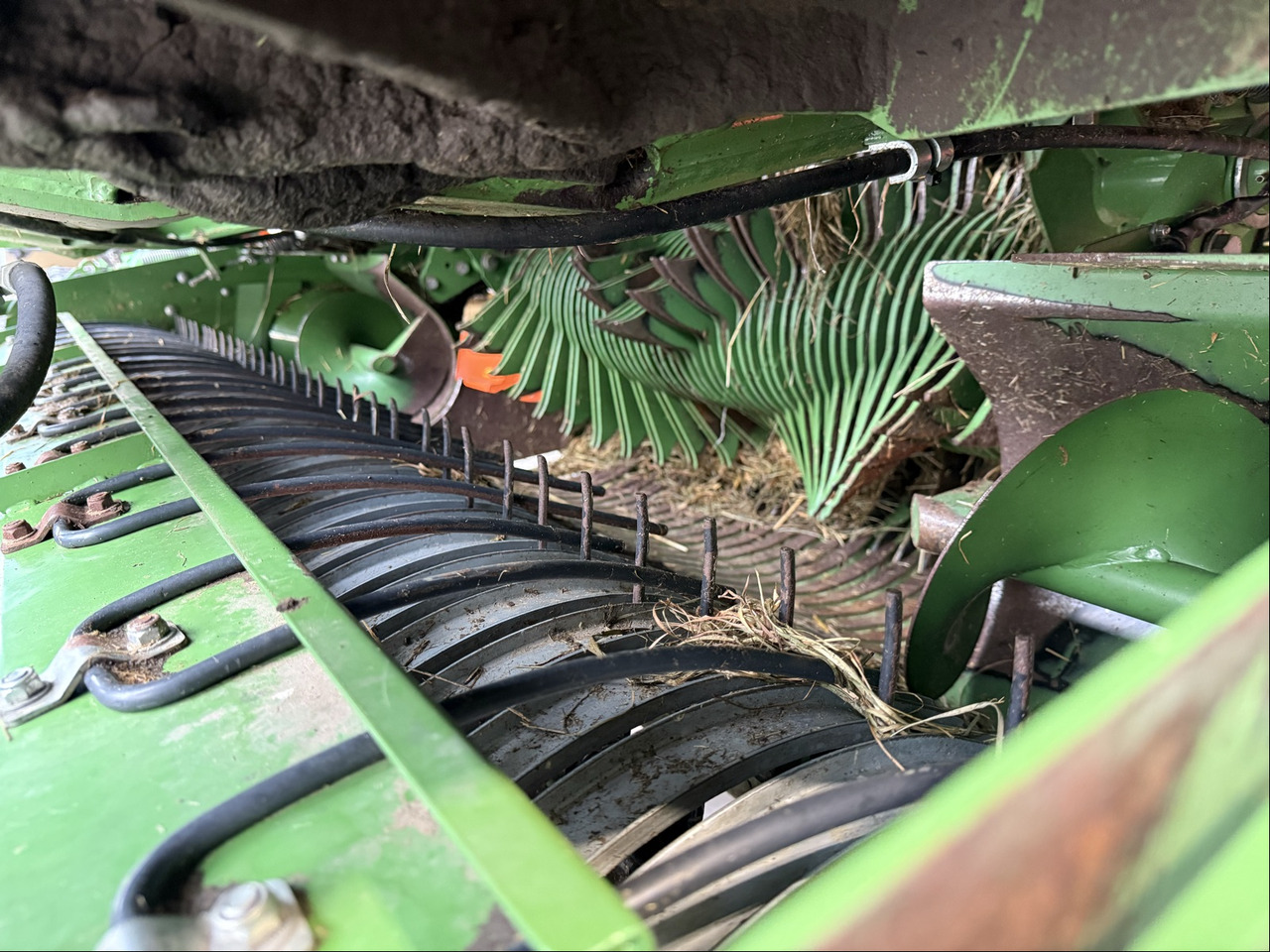 Krone Comprima CV150 XC Presskombina - Hooi-/ Voedermachine: afbeelding 4 Krone Comprima CV150 XC Presskombina - Hooi-/ Voedermachine: afbeelding 4