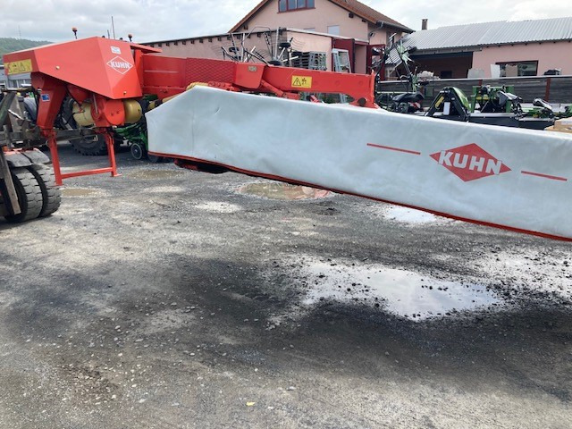 Kuhn GMD 902 Scheibenmähwerk - Maaimachine: afbeelding 1 Kuhn GMD 902 Scheibenmähwerk - Maaimachine: afbeelding 1