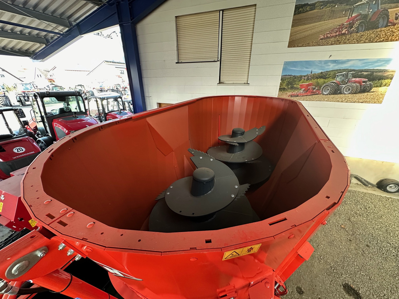 Kuhn PROFILE 14.2 CS - Voermengwagen: afbeelding 2 Kuhn PROFILE 14.2 CS - Voermengwagen: afbeelding 2