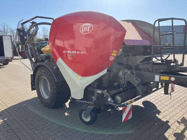Lely Welger RP 130 F - Hooi-/ Voedermachine: afbeelding 2 Lely Welger RP 130 F - Hooi-/ Voedermachine: afbeelding 2