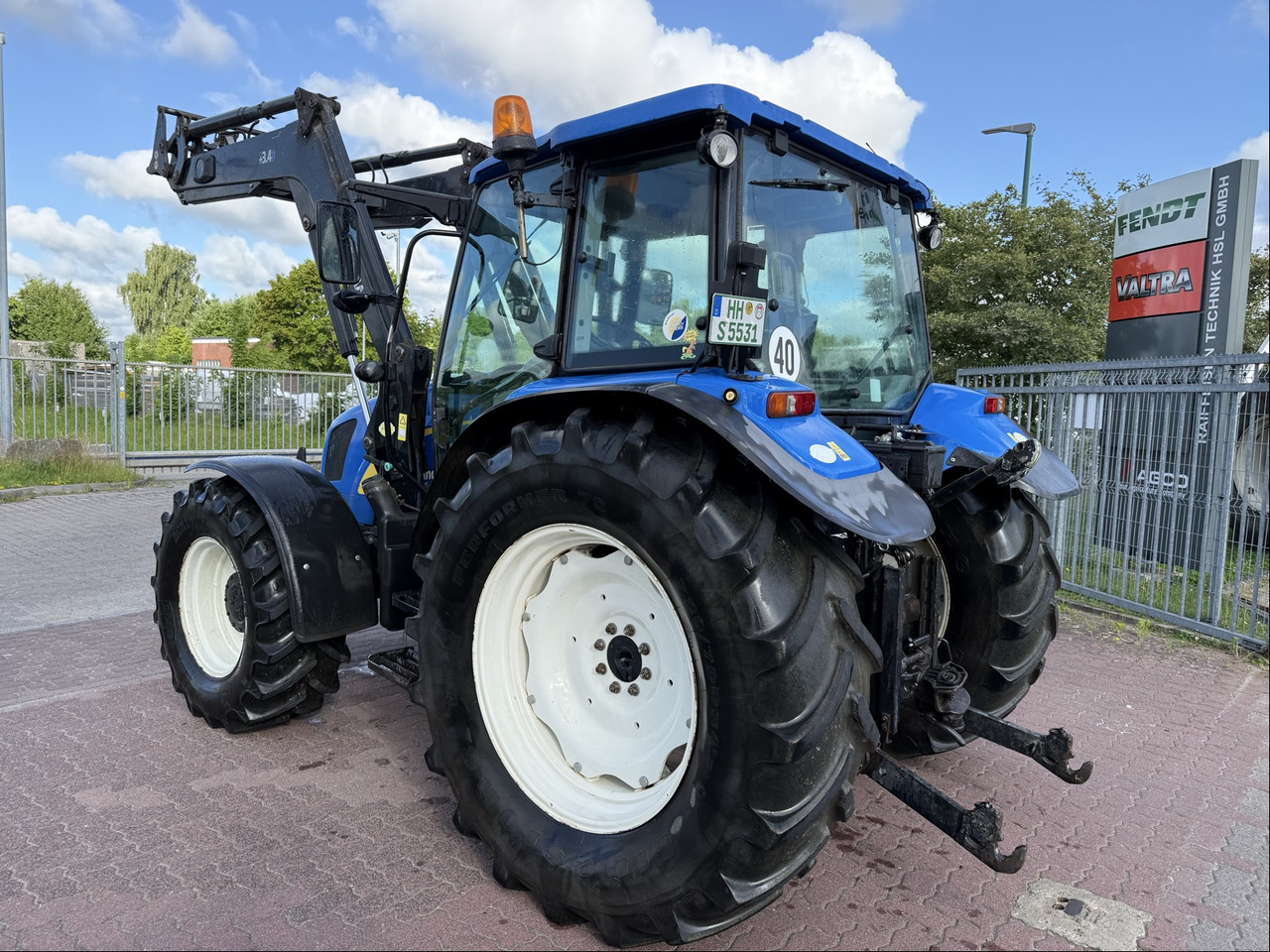 New Holland T5050 - Tractor: afbeelding 2 New Holland T5050 - Tractor: afbeelding 2