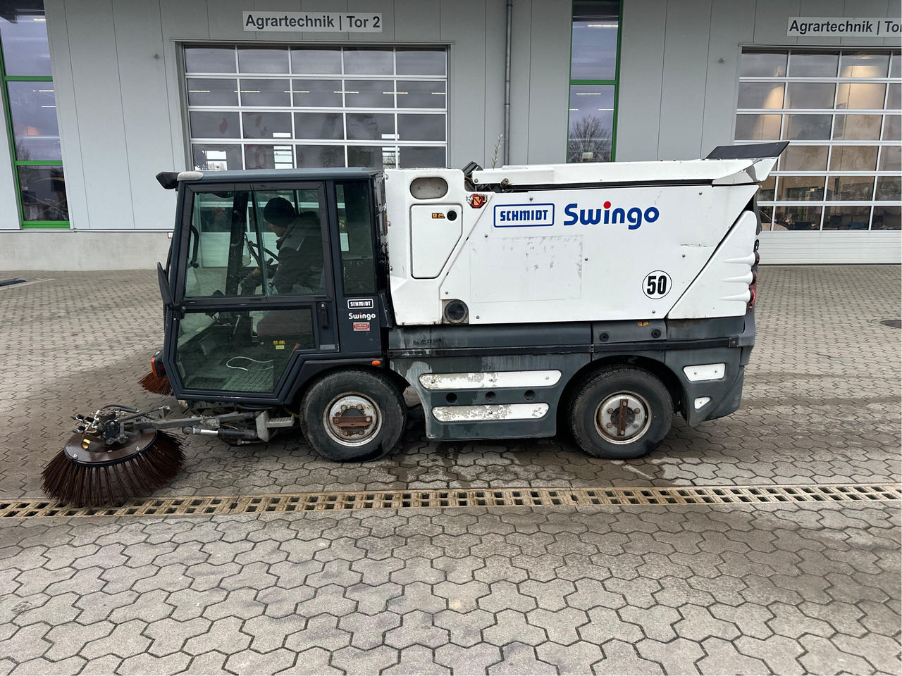 Schmidt Kehrmaschine Compact 200 - Maaimachine: afbeelding 5 Schmidt Kehrmaschine Compact 200 - Maaimachine: afbeelding 5