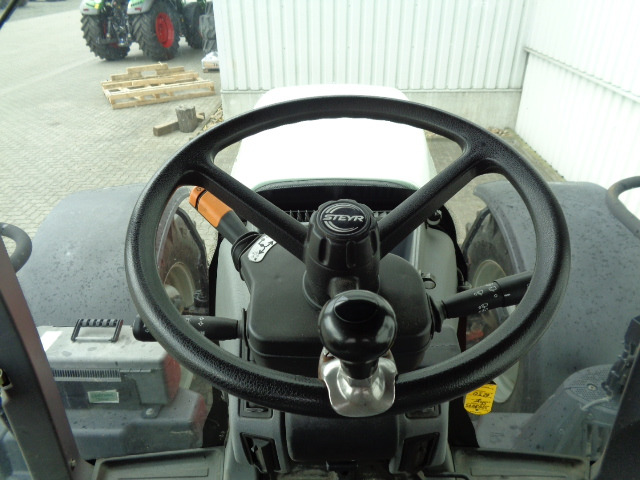 Steyr CVT 6230 - Tractor: afbeelding 2 Steyr CVT 6230 - Tractor: afbeelding 2