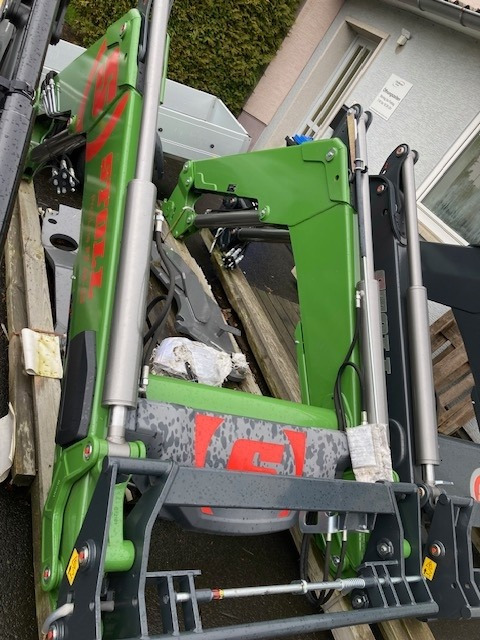Stoll Frontlader Profil. FZ 46-33.1 - Voorlader voor tractor: afbeelding 1 Stoll Frontlader Profil. FZ 46-33.1 - Voorlader voor tractor: afbeelding 1
