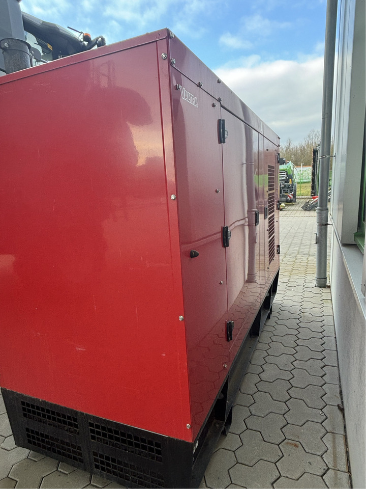 Valtra Diesel-Generator VG90 - Gereedschap/ Toebehoor: afbeelding 2 Valtra Diesel-Generator VG90 - Gereedschap/ Toebehoor: afbeelding 2