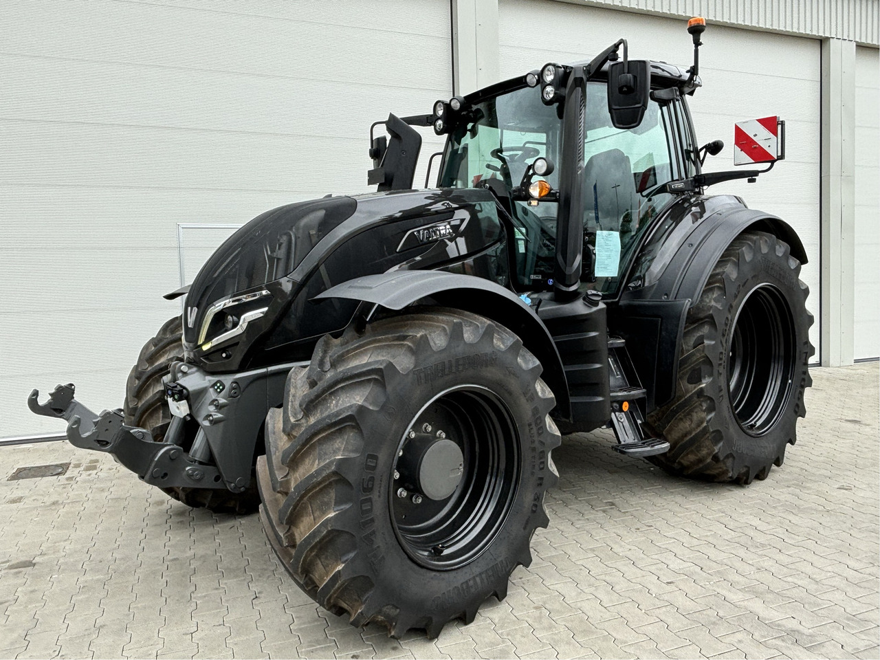 Valtra T 255 Active - Tractor: afbeelding 1 Valtra T 255 Active - Tractor: afbeelding 1