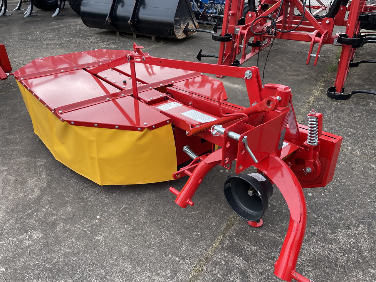 Wirax Z-069 1-1,35m - Maaimachine: afbeelding 1 Wirax Z-069 1-1,35m - Maaimachine: afbeelding 1