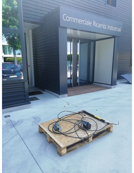 Iveco EUROCARGO EURO 6 - Cabine en interieur voor Vrachtwagen: afbeelding 2 Iveco EUROCARGO EURO 6 - Cabine en interieur voor Vrachtwagen: afbeelding 2