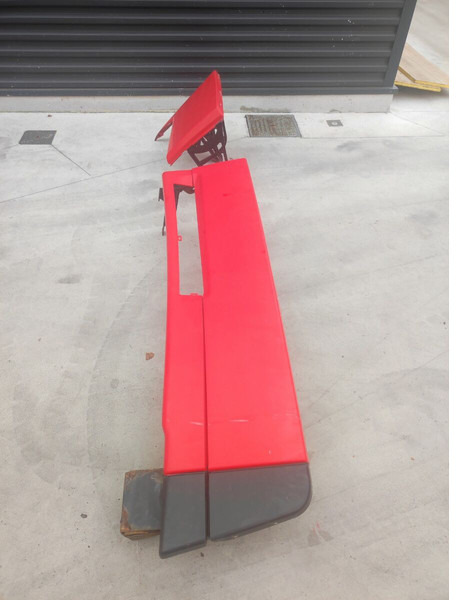 Iveco Hi-Way - Carrosserie en exterieur voor Vrachtwagen: afbeelding 3 Iveco Hi-Way - Carrosserie en exterieur voor Vrachtwagen: afbeelding 3