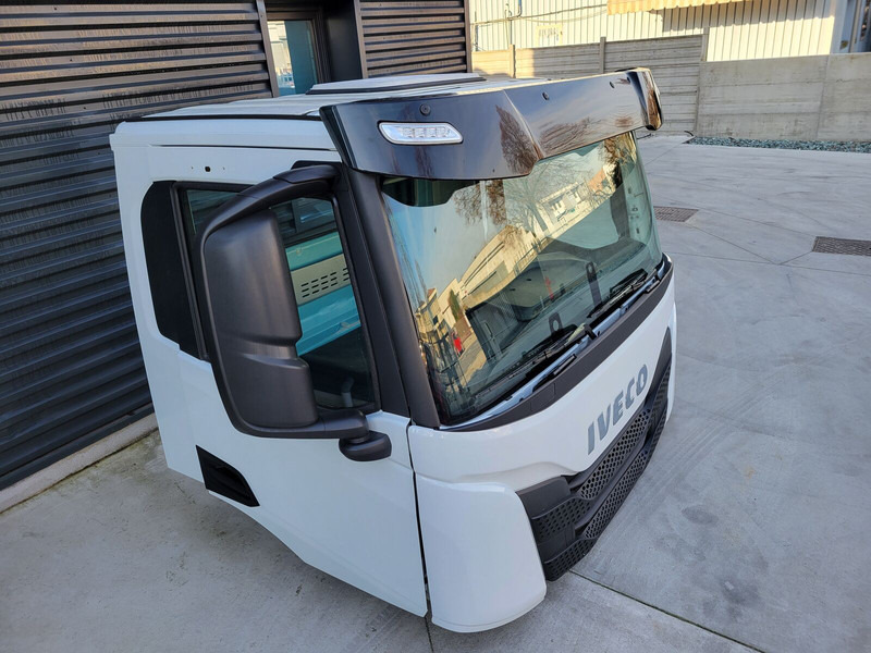 Iveco STRALIS TRAKKER S - Way / X - Way / T - Way EURO 6 - Cabine en interieur voor Vrachtwagen: afbeelding 5 Iveco STRALIS TRAKKER S - Way / X - Way / T - Way EURO 6 - Cabine en interieur voor Vrachtwagen: afbeelding 5