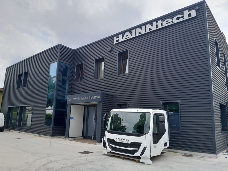 Iveco Trakker E6 - Cabine en interieur voor Vrachtwagen: afbeelding 3 Iveco Trakker E6 - Cabine en interieur voor Vrachtwagen: afbeelding 3
