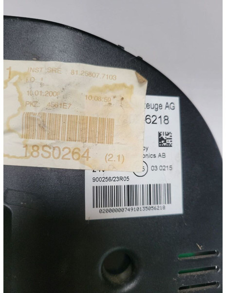 MAN Display - Instrumentenpaneel voor Vrachtwagen: afbeelding 5 MAN Display - Instrumentenpaneel voor Vrachtwagen: afbeelding 5