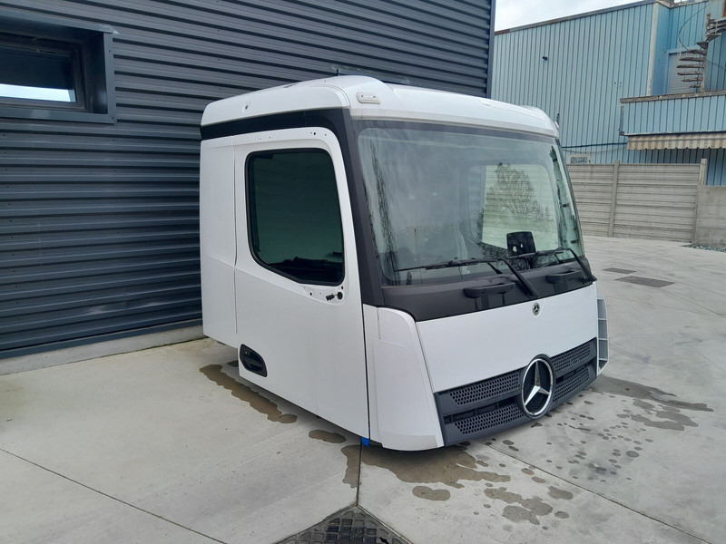 Mercedes-Benz AROCS ANTOS E6 - MP4 - Cabine en interieur voor Vrachtwagen: afbeelding 4 Mercedes-Benz AROCS ANTOS E6 - MP4 - Cabine en interieur voor Vrachtwagen: afbeelding 4