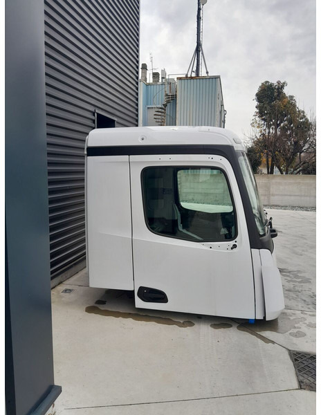 Mercedes-Benz AROCS ANTOS E6 - MP4 - Cabine en interieur voor Vrachtwagen: afbeelding 5 Mercedes-Benz AROCS ANTOS E6 - MP4 - Cabine en interieur voor Vrachtwagen: afbeelding 5