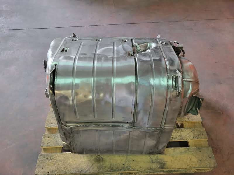 Mercedes-Benz Actros Atego Arocs - Katalysator voor Vrachtwagen: afbeelding 3 Mercedes-Benz Actros Atego Arocs - Katalysator voor Vrachtwagen: afbeelding 3