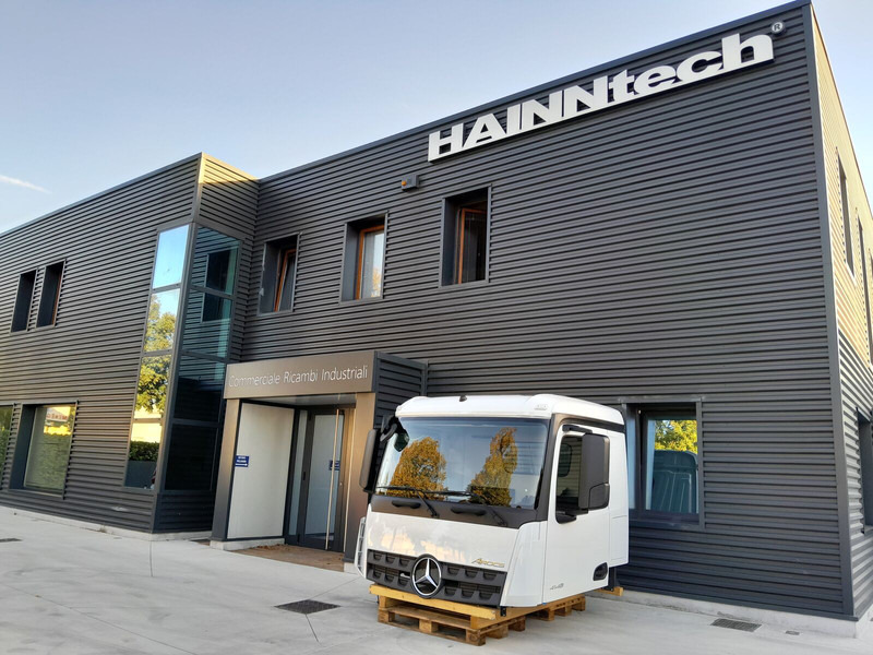 Mercedes-Benz Arocs Actros MP4 Euro 6 - Cabine en interieur voor Vrachtwagen: afbeelding 1 Mercedes-Benz Arocs Actros MP4 Euro 6 - Cabine en interieur voor Vrachtwagen: afbeelding 1