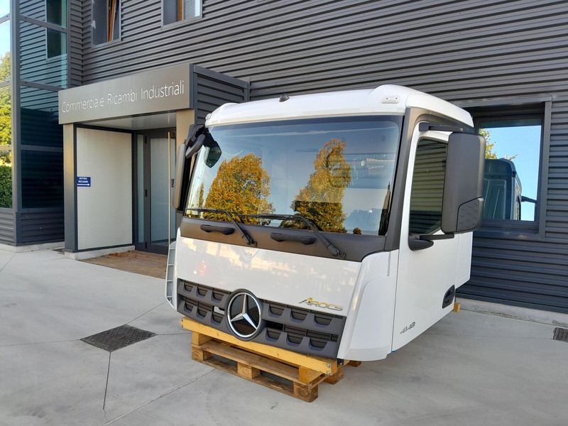 Mercedes-Benz Arocs Actros MP4 Euro 6 - Cabine en interieur voor Vrachtwagen: afbeelding 2 Mercedes-Benz Arocs Actros MP4 Euro 6 - Cabine en interieur voor Vrachtwagen: afbeelding 2