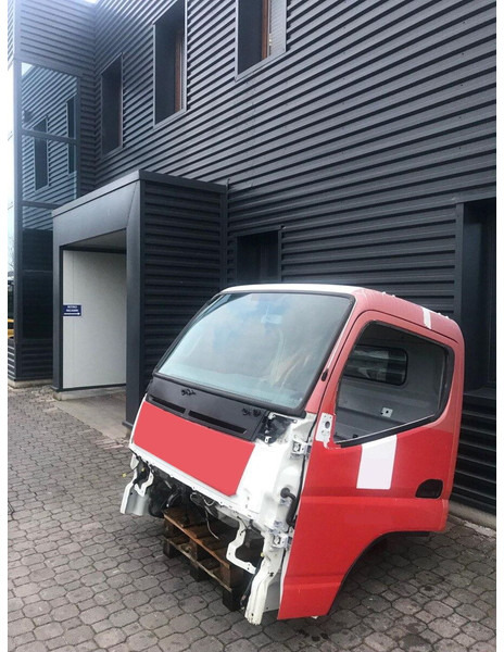 Mitsubishi Fuso CANTER S TYPE MODEL - Cabine en interieur voor Vrachtwagen: afbeelding 3 Mitsubishi Fuso CANTER S TYPE MODEL - Cabine en interieur voor Vrachtwagen: afbeelding 3