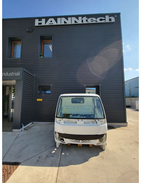 Mitsubishi Fuso RHD - S euro 6 - Cabine en interieur voor Vrachtwagen: afbeelding 2 Mitsubishi Fuso RHD - S euro 6 - Cabine en interieur voor Vrachtwagen: afbeelding 2