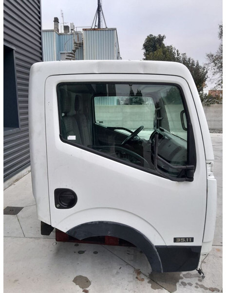 Nissan Cabstar - Cabine en interieur voor Vrachtwagen: afbeelding 4 Nissan Cabstar - Cabine en interieur voor Vrachtwagen: afbeelding 4