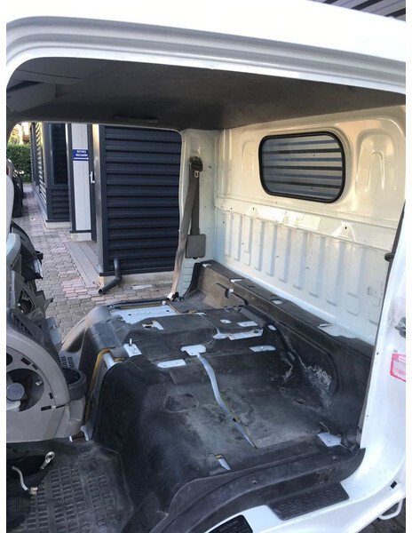 Nissan NT400 CABSTAR - Cabine en interieur voor Vrachtwagen: afbeelding 4 Nissan NT400 CABSTAR - Cabine en interieur voor Vrachtwagen: afbeelding 4