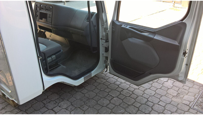 Renault MIDLUM Euro 5 - Cabine en interieur voor Vrachtwagen: afbeelding 2 Renault MIDLUM Euro 5 - Cabine en interieur voor Vrachtwagen: afbeelding 2