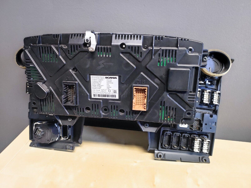 Scania EURO 6 - Instrumentenpaneel voor Vrachtwagen: afbeelding 2 Scania EURO 6 - Instrumentenpaneel voor Vrachtwagen: afbeelding 2