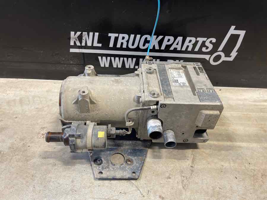 EBERSPÄCHER HYDRONIC D10W - Cabine en interieur voor Vrachtwagen: afbeelding 1 EBERSPÄCHER HYDRONIC D10W - Cabine en interieur voor Vrachtwagen: afbeelding 1