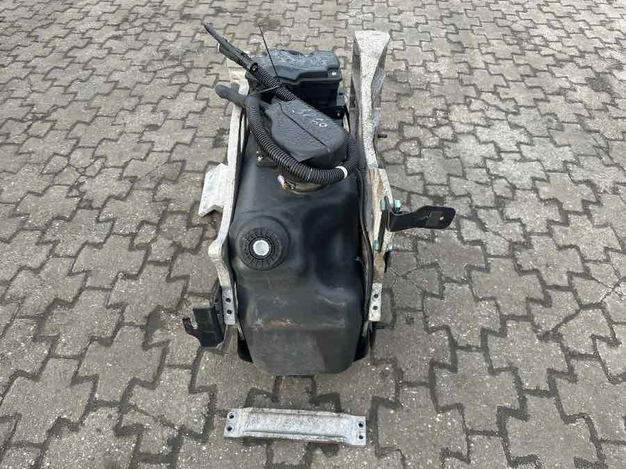 MAN ADBLUE TANK 81.15400-6460 - Brandstoftoevoer voor Vrachtwagen: afbeelding 2 MAN ADBLUE TANK 81.15400-6460 - Brandstoftoevoer voor Vrachtwagen: afbeelding 2