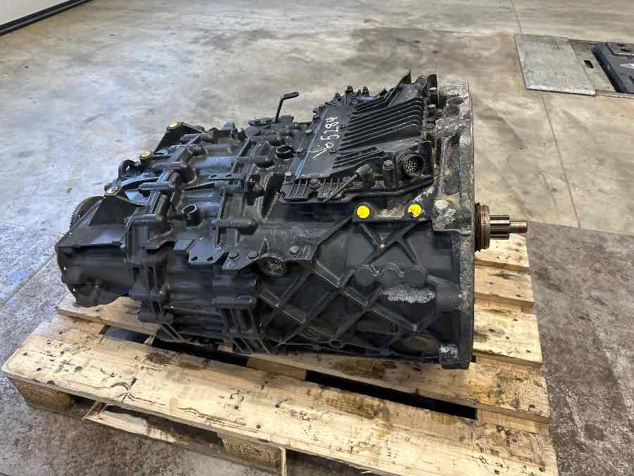 MAN GEARBOX 12AS2330TD // 81.32004-6397 - Versnellingsbak voor Vrachtwagen: afbeelding 1 MAN GEARBOX 12AS2330TD // 81.32004-6397 - Versnellingsbak voor Vrachtwagen: afbeelding 1