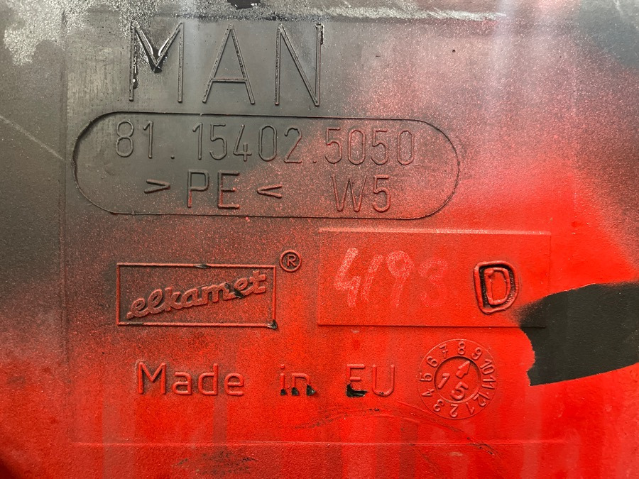 MAN UREA ADBLUE TANK 80L. 81.15402-5050 - Brandstoftoevoer voor Vrachtwagen: afbeelding 4 MAN UREA ADBLUE TANK 80L. 81.15402-5050 - Brandstoftoevoer voor Vrachtwagen: afbeelding 4