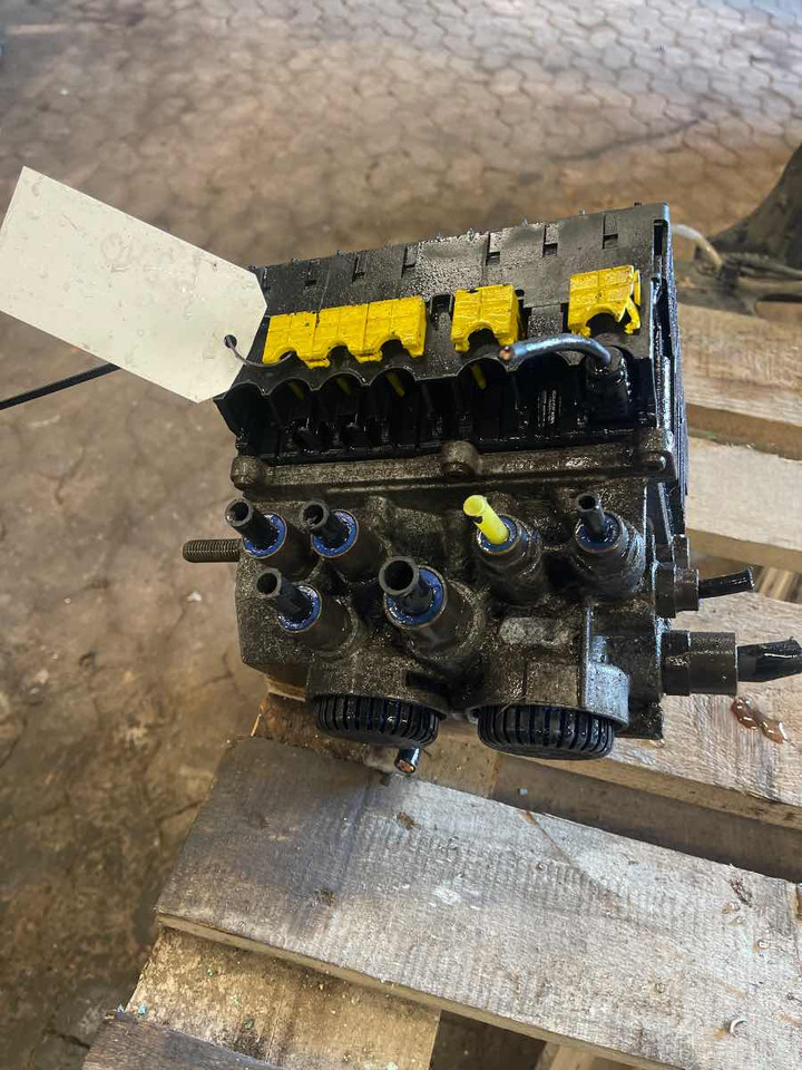 MB BUS TEBS-E 24V STANDARD TRAILER MODULATOR - Remventiel voor Vrachtwagen: afbeelding 1 MB BUS TEBS-E 24V STANDARD TRAILER MODULATOR - Remventiel voor Vrachtwagen: afbeelding 1