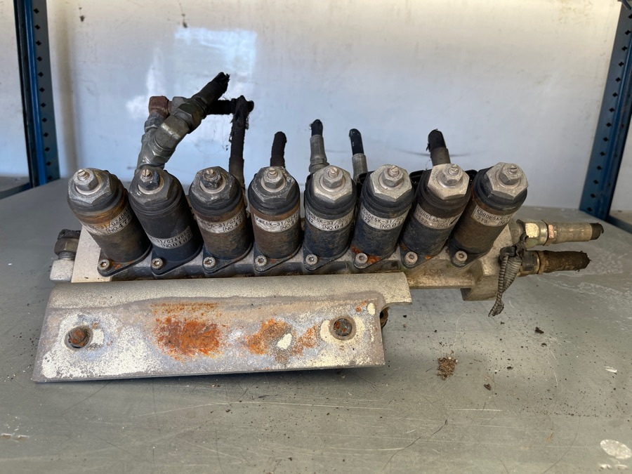 NEW HOLLAND VALVES KPM TYPE: 8KWE5A-30/G24WR-825A - Remventiel voor Vrachtwagen: afbeelding 2 NEW HOLLAND VALVES KPM TYPE: 8KWE5A-30/G24WR-825A - Remventiel voor Vrachtwagen: afbeelding 2