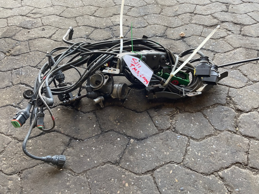 SCANIA GEARBOX CABELS & WIRE TMS2 - Kabels/ Draden voor Vrachtwagen: afbeelding 1 SCANIA GEARBOX CABELS & WIRE TMS2 - Kabels/ Draden voor Vrachtwagen: afbeelding 1